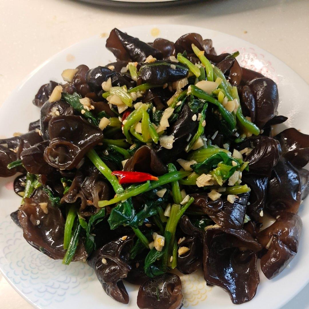 清爽开胃凉菜｜凉拌菠菜木耳