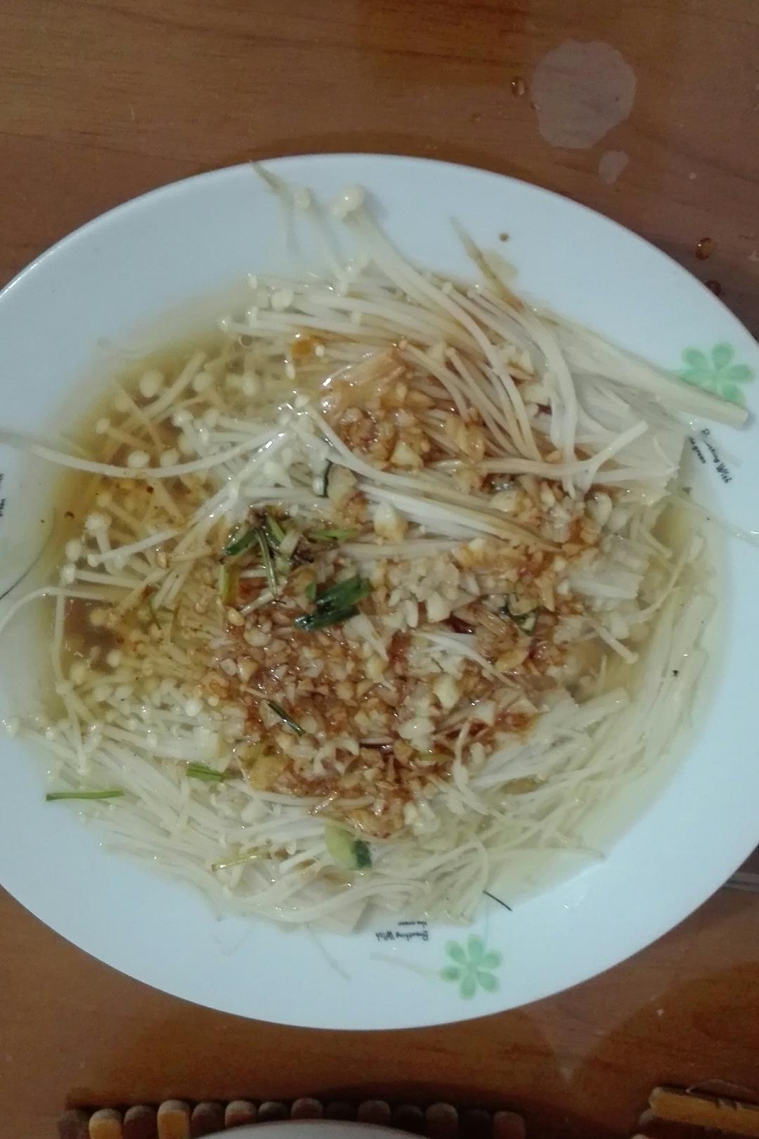 蒜蓉蒸金针菇