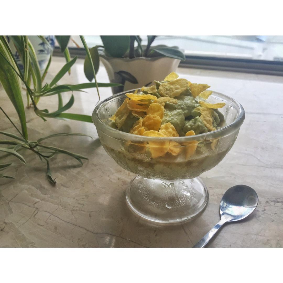 牛油果杏仁冰激凌