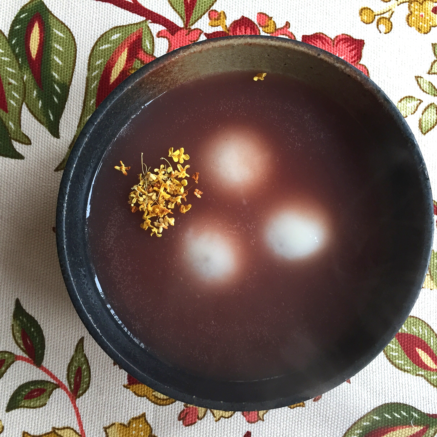 黑芝麻汤圆