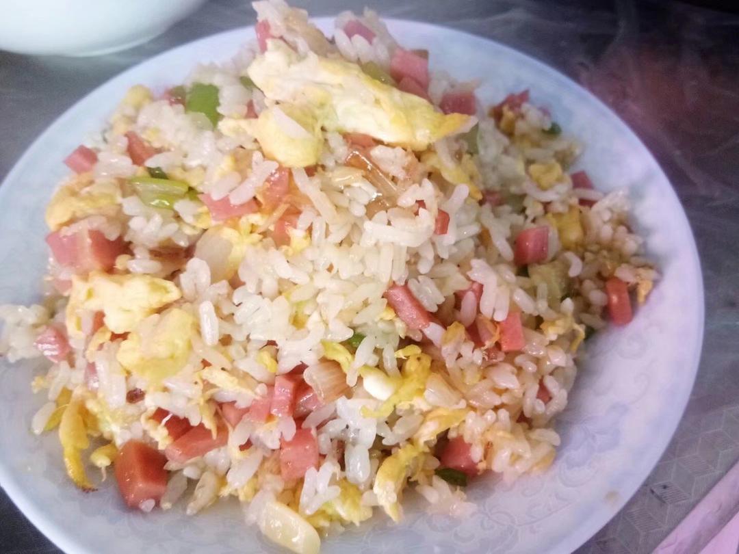 炒米饭