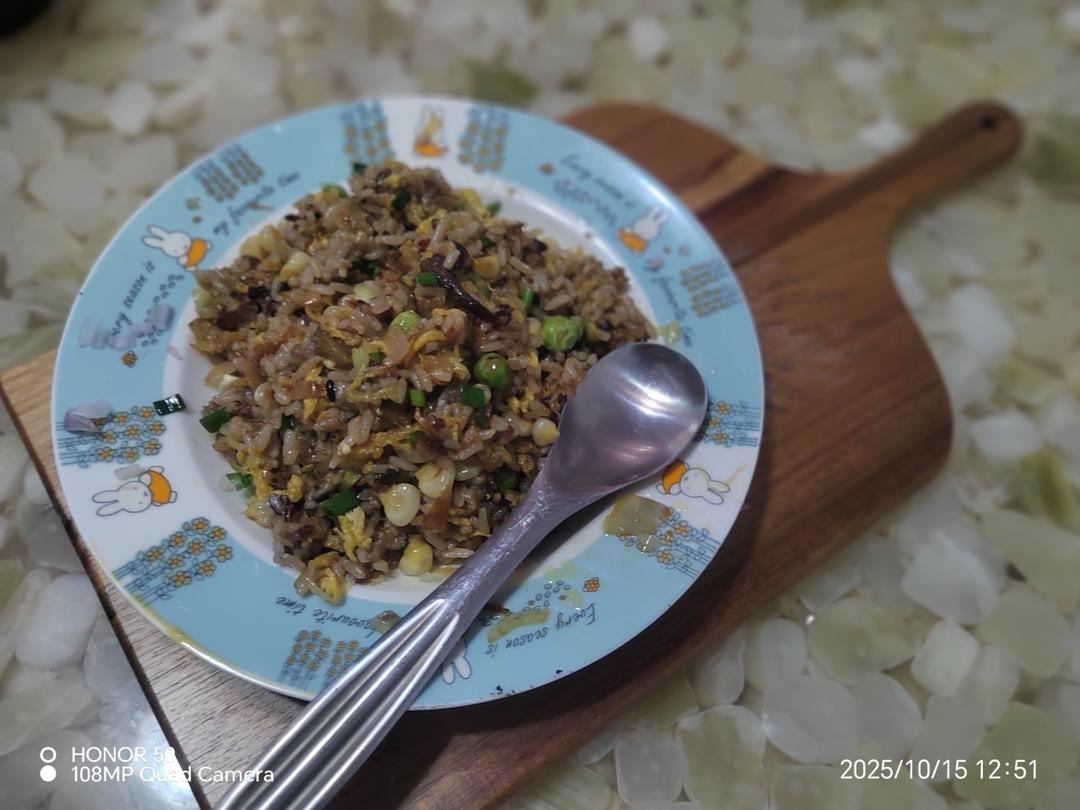 爽歪歪的蛋炒饭的做法
