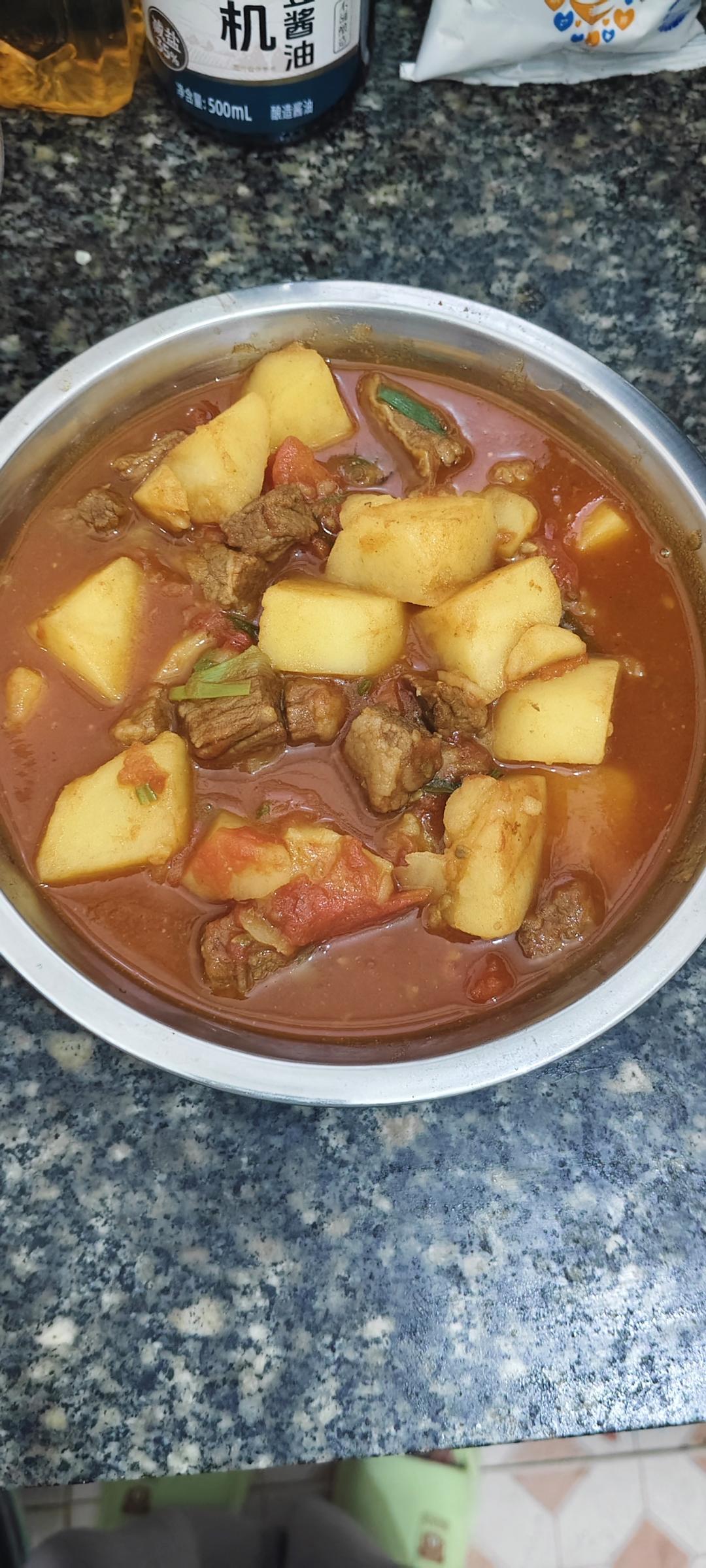 番茄土豆炖牛肉