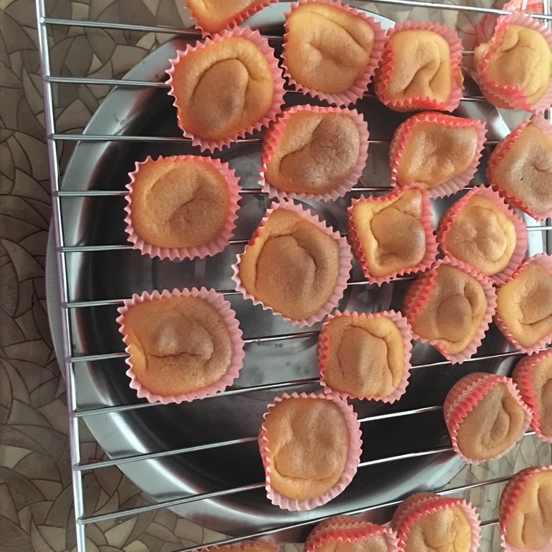 香橙纸杯小蛋糕