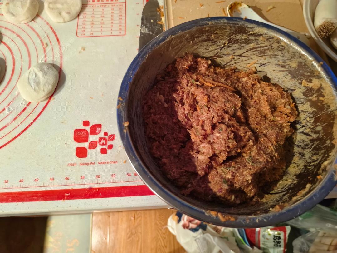 每周一次牛肉胡萝卜烫面蒸饺