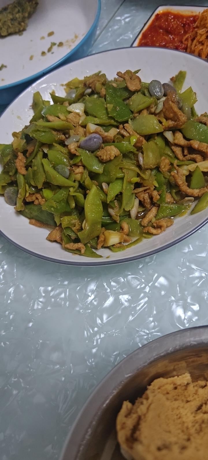 豆角炒肉丝