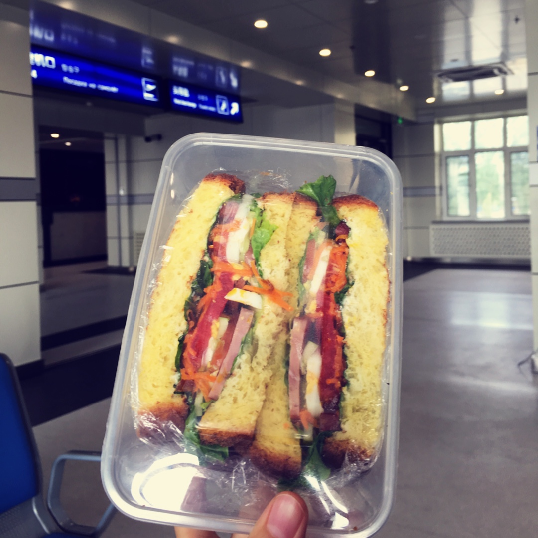 如何做超厚的沼三明治~详细tip！牛油果鸡蛋午餐肉三明治~