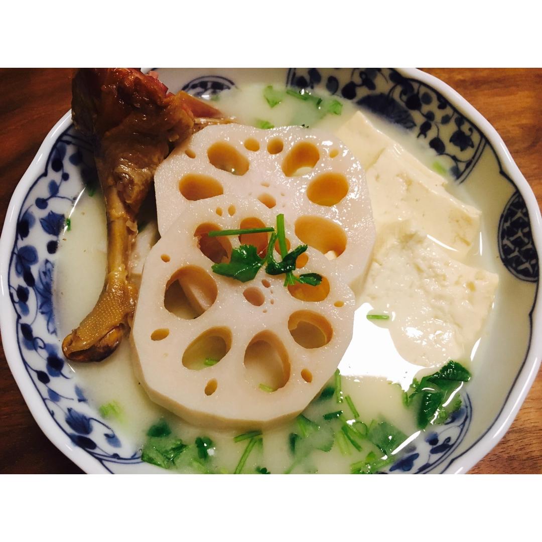 滋补老鸭汤