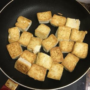 家常焖豆腐🥢的做法 步骤4