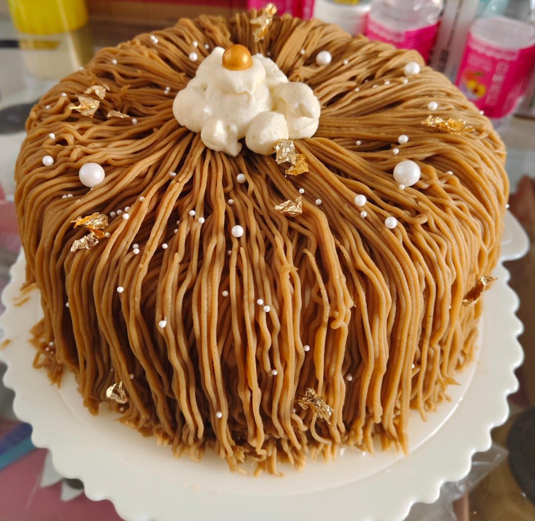 冬日一块儿栗子蛋糕