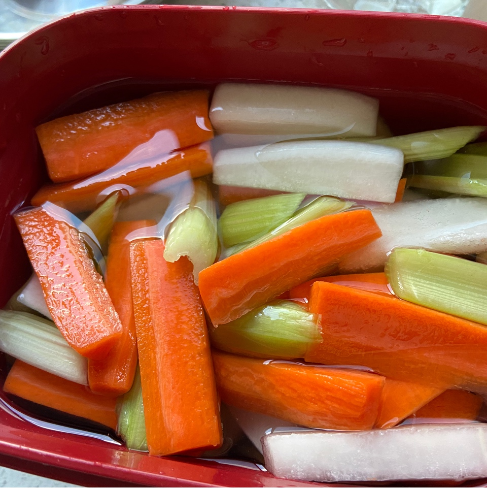 （超简单）10分钟萝卜泡菜的做法