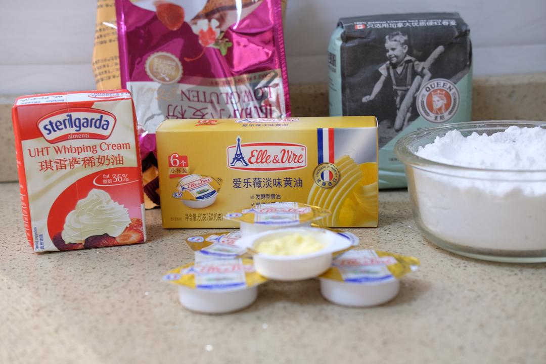 纯奶手撕吐司的做法 步骤1