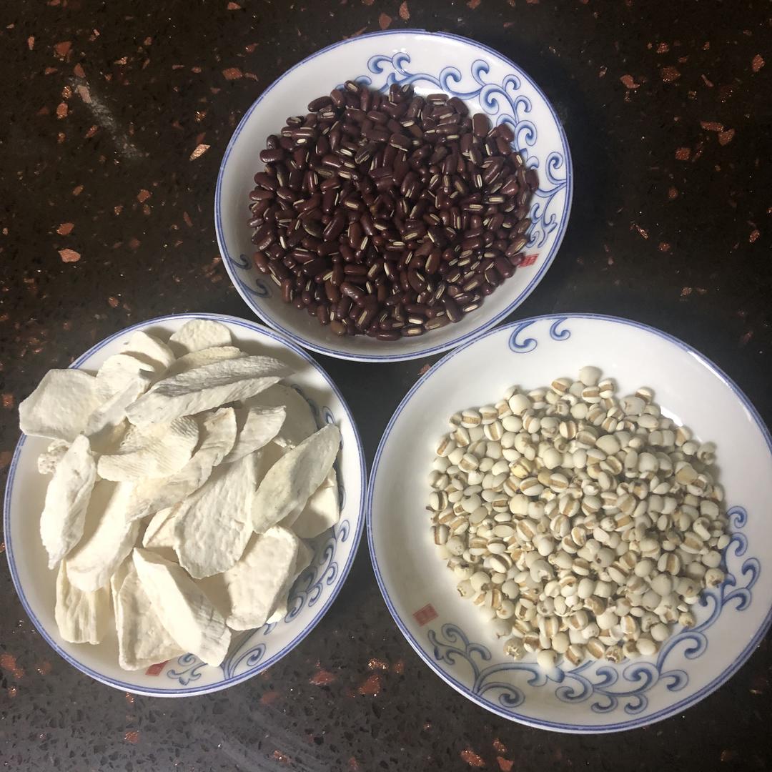 消暑养生汤粥——健脾祛湿粥