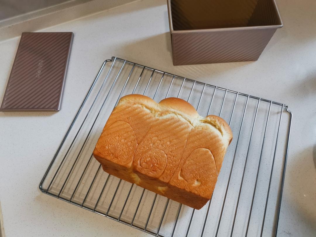 软到不知所措的牛奶卷