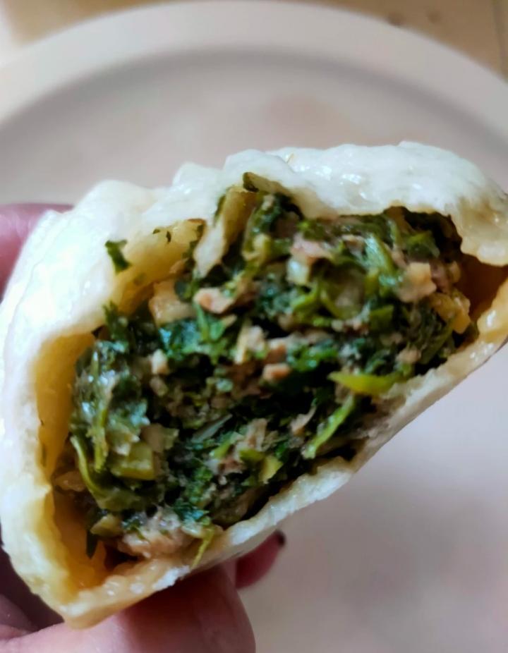 荠菜猪肉包子