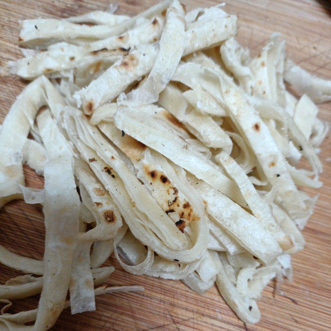 家常烙饼，直接吃、炒饼吃都好吃。
