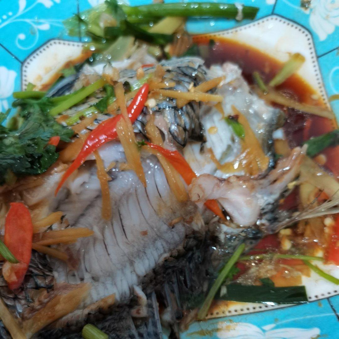 好吃到爆的清蒸花斑鱼