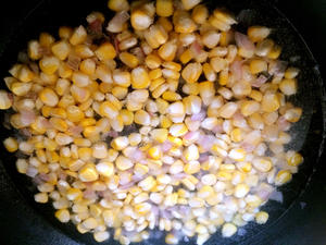 老少皆宜的玉米浓汤，一碗深秋里的暖意的做法 步骤5