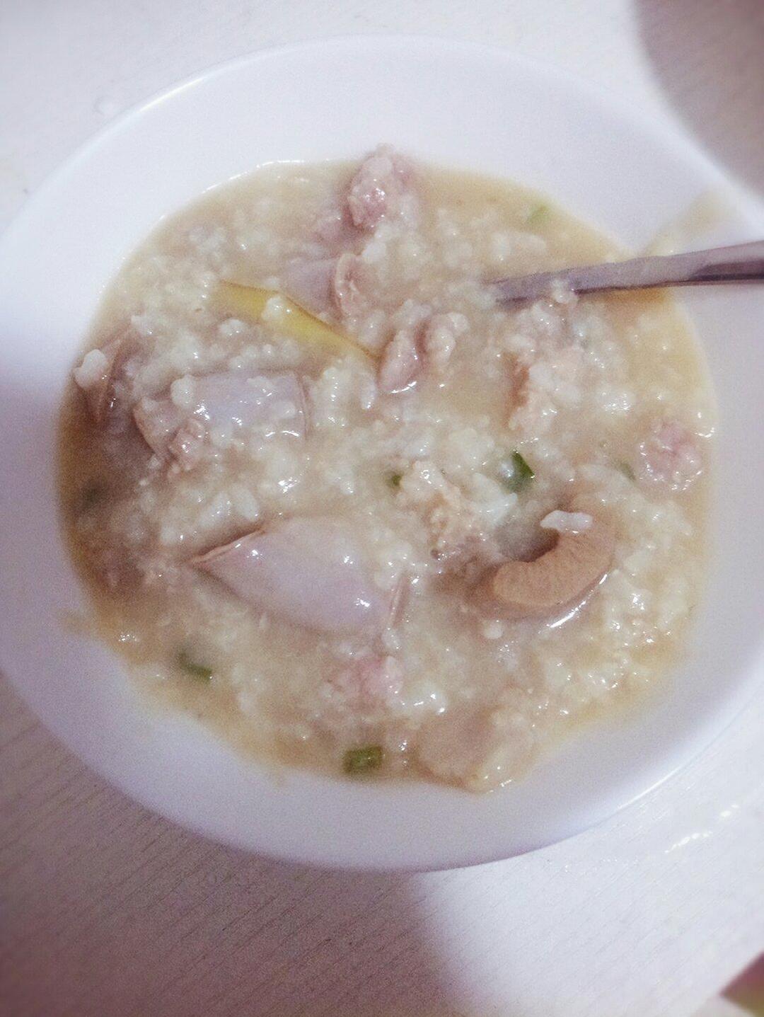 生滚猪杂粥(猪腰，猪肝，粉肠，碎肉)及第粥～三人份简单版