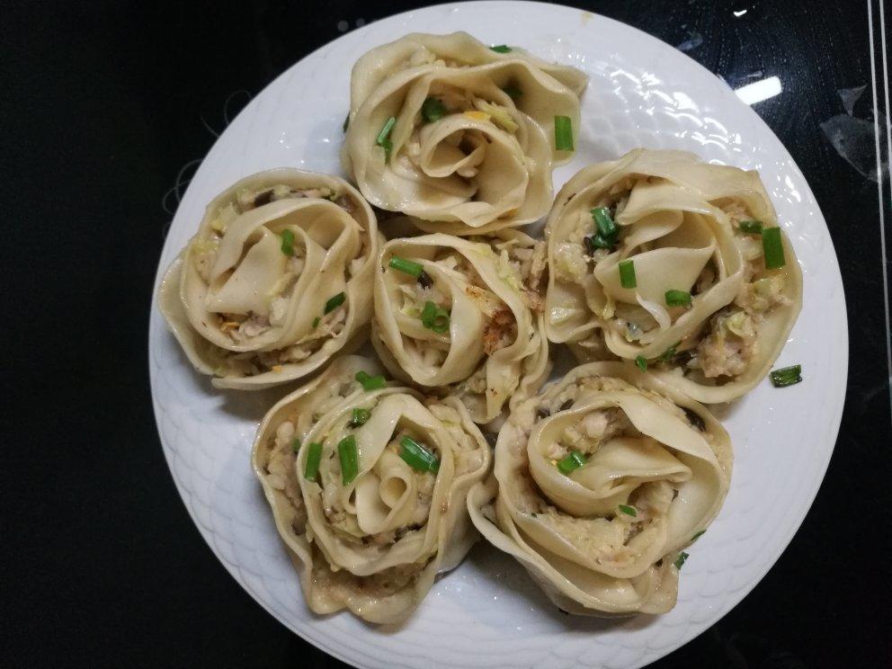 好看又好吃的《花式玫瑰煎饺》，据说这才是饺子的正确打开方式