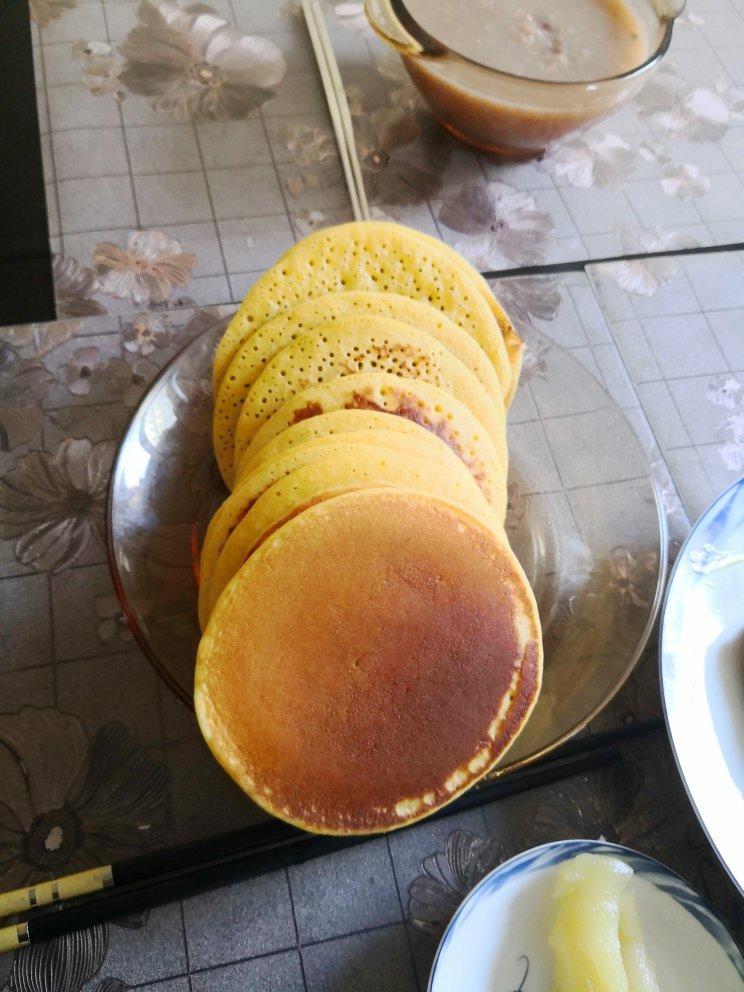 粗粮细做，玉米面最好吃的做法，5分钟搞定家人早餐，比油条好吃