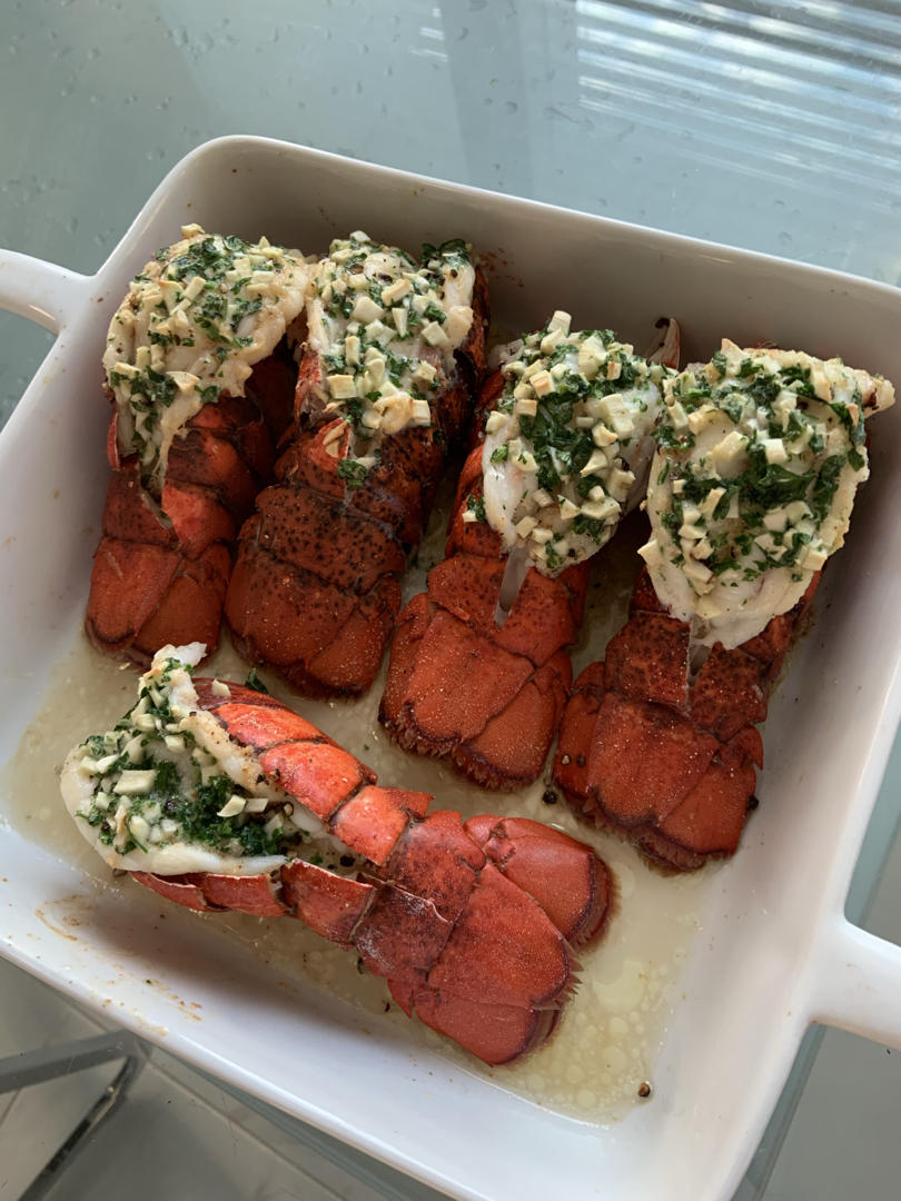蒜香焗烤龙虾尾🦞