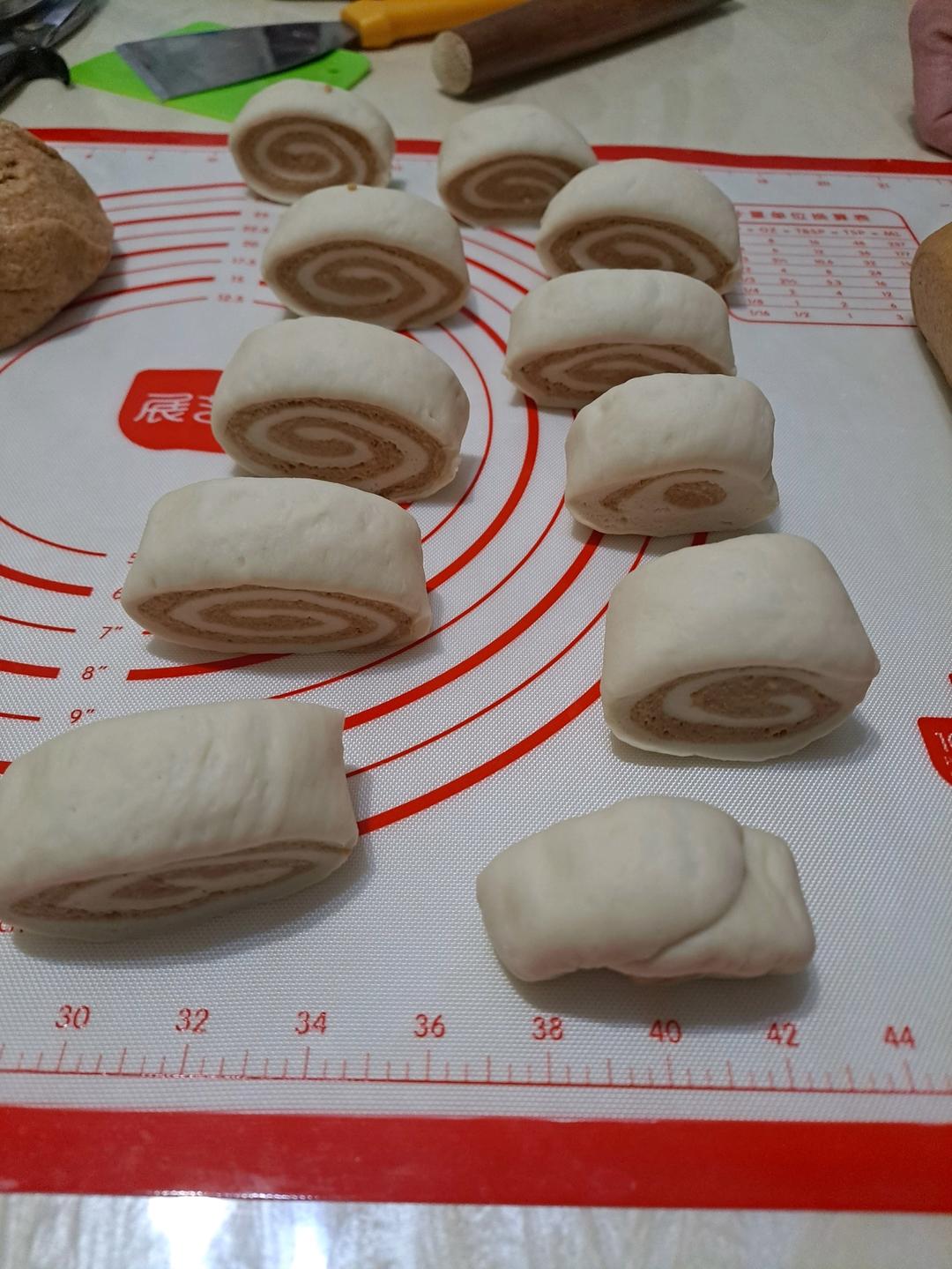 豆沙双色馒头