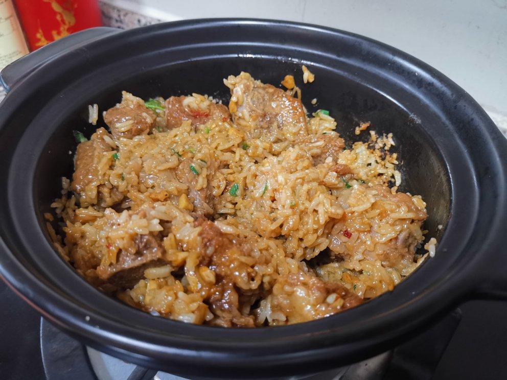 可以出摊的【豉汁排骨煲仔饭】锅巴香脆排骨软嫩！
