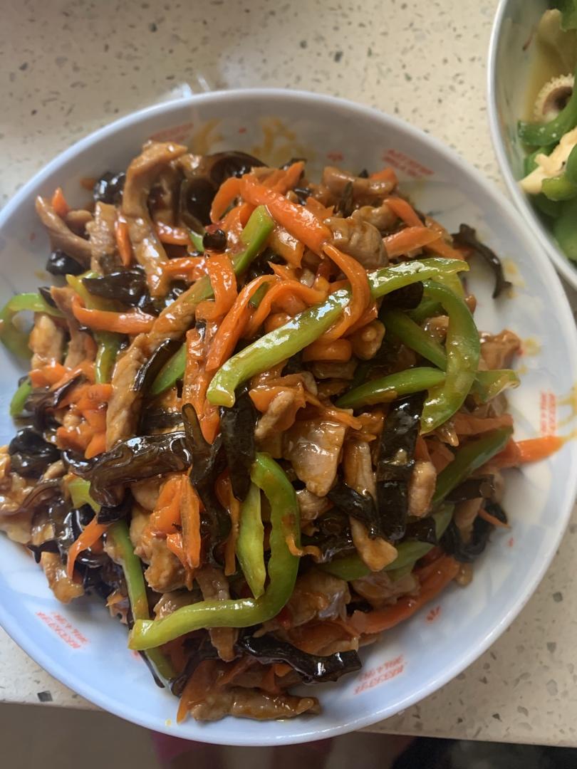 超好吃的鱼香肉丝（做法相当简单，一看就会）