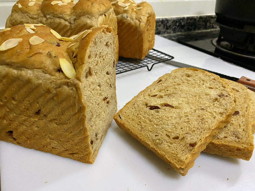 料多多红枣吐司
