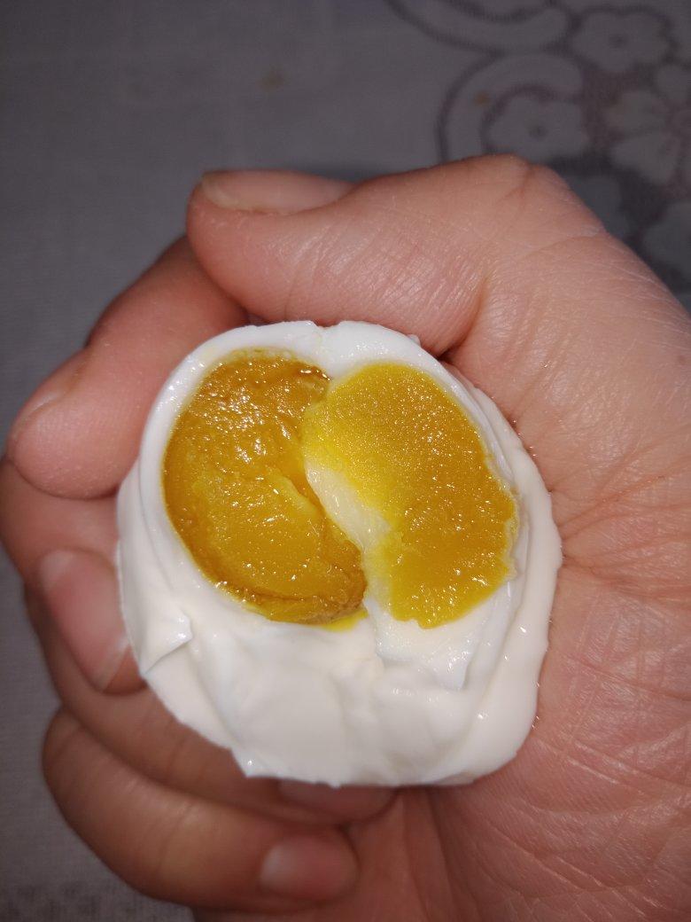 水腌鸭蛋怎么腌制出油_用红泥腌制鸭蛋的方法_工业盐腌制咸鸭蛋怎么鉴别
