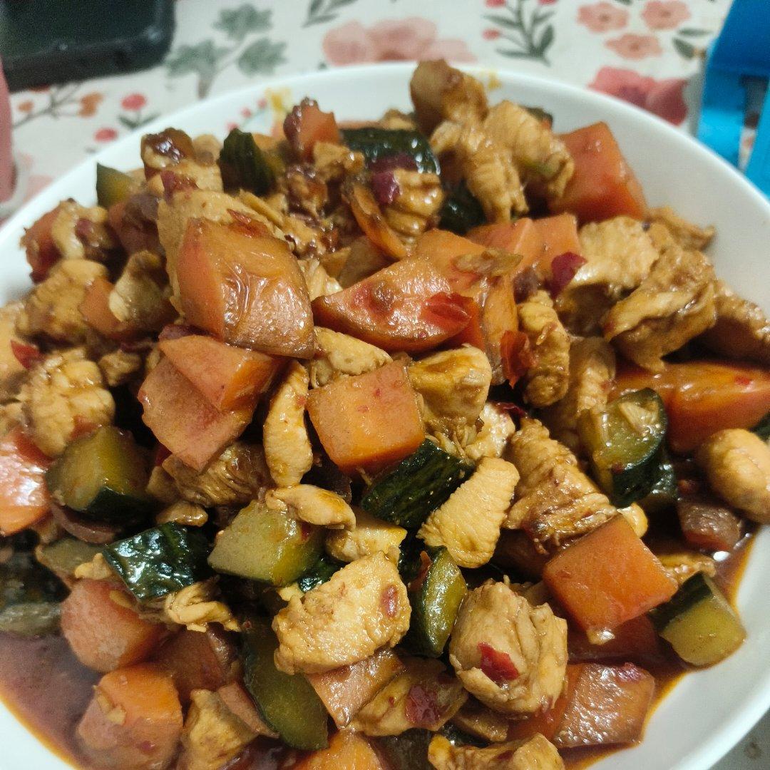 今日菜谱：宫保鸡丁