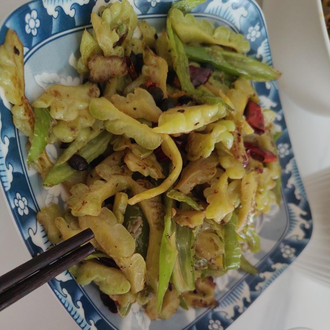 干煸苦瓜