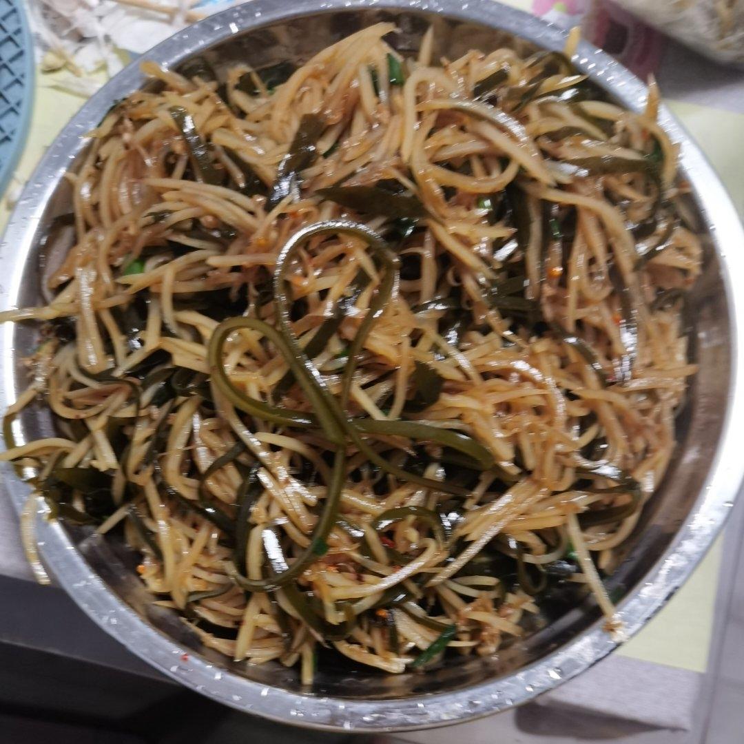 凉拌酸辣土豆丝