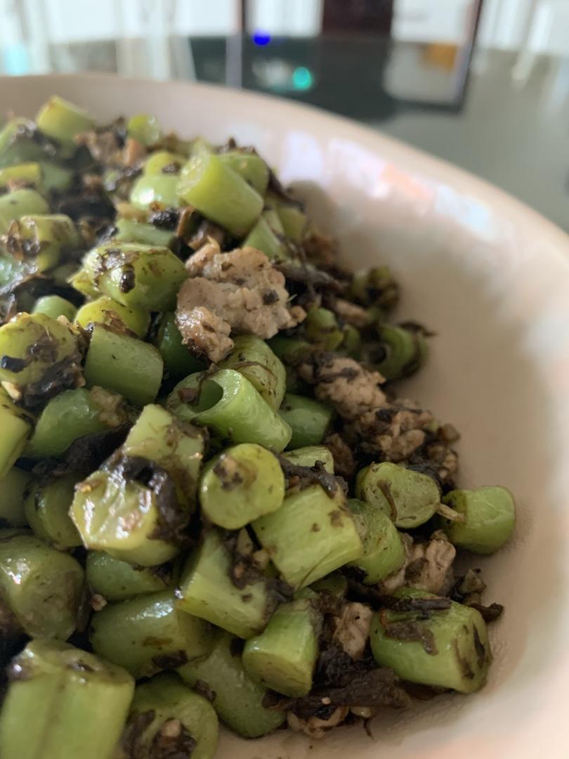 榄菜肉末四季豆