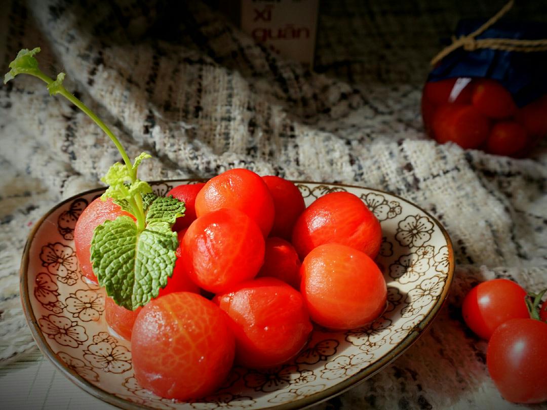 星语07做的酸酸甜甜的醋渍小番茄【孤独的美食家】