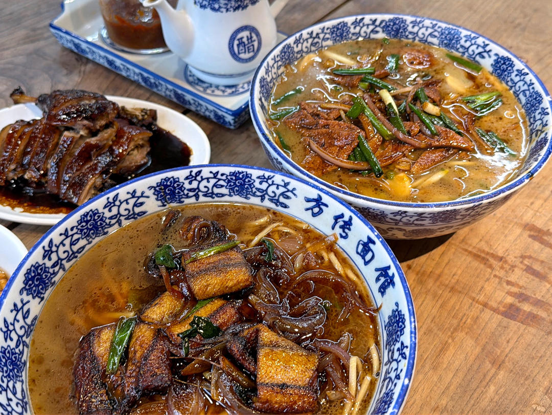 赛过网红店的家常片儿川