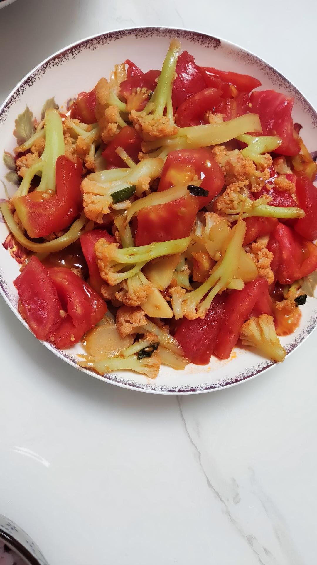 有机花菜炒西红柿