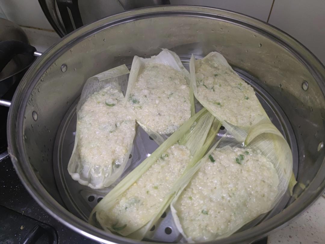 蒸鲜玉米饼