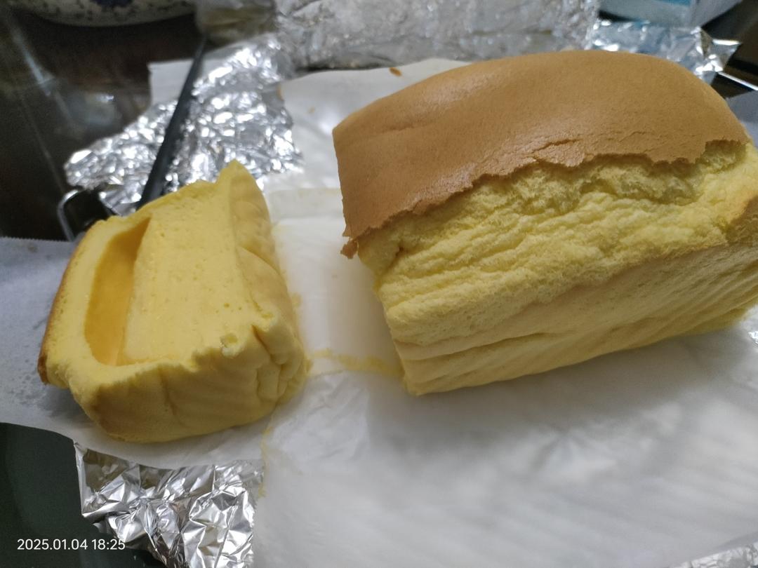堪比柯基屁股
爆浆芝士🧀古早蛋糕