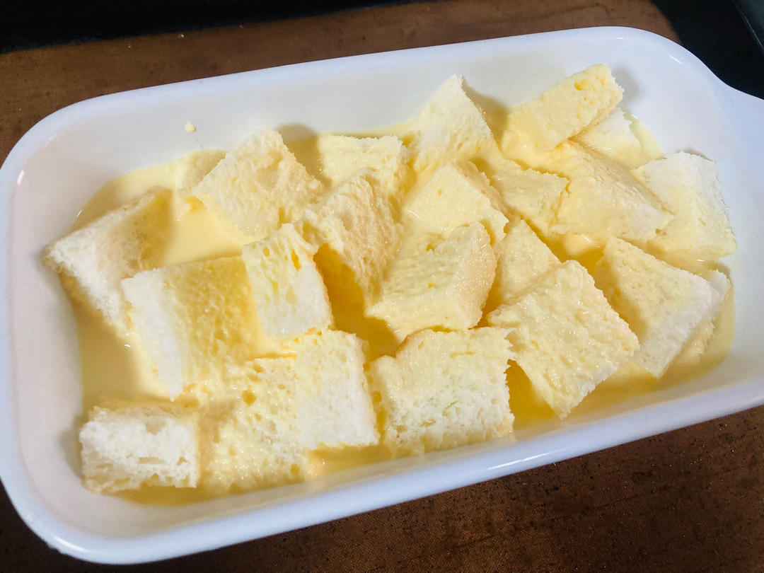 超级简单吐司布丁（烤箱版）