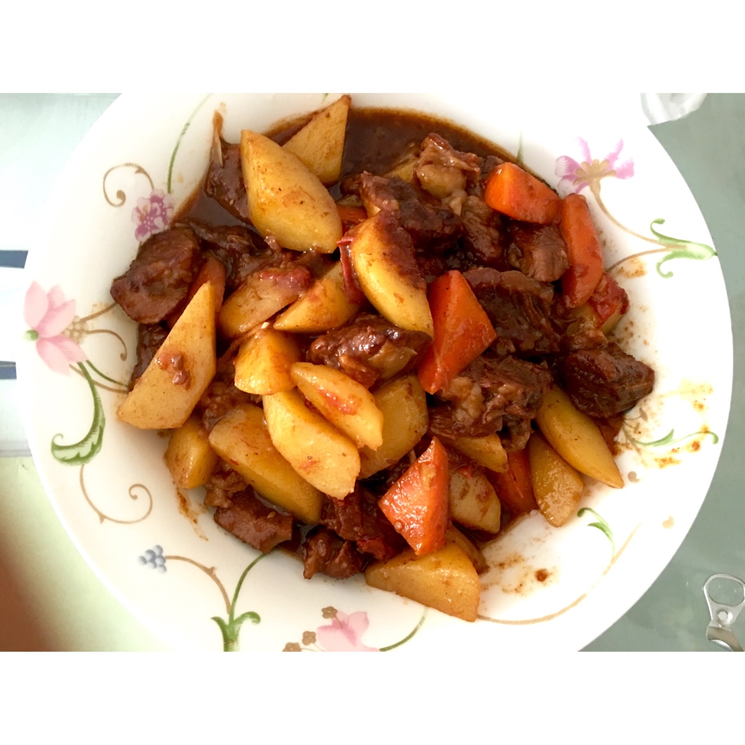 牛肉烧土豆