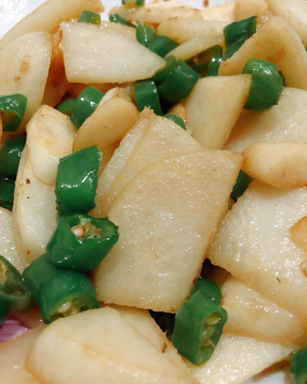白地瓜（豆薯）青椒炒肉