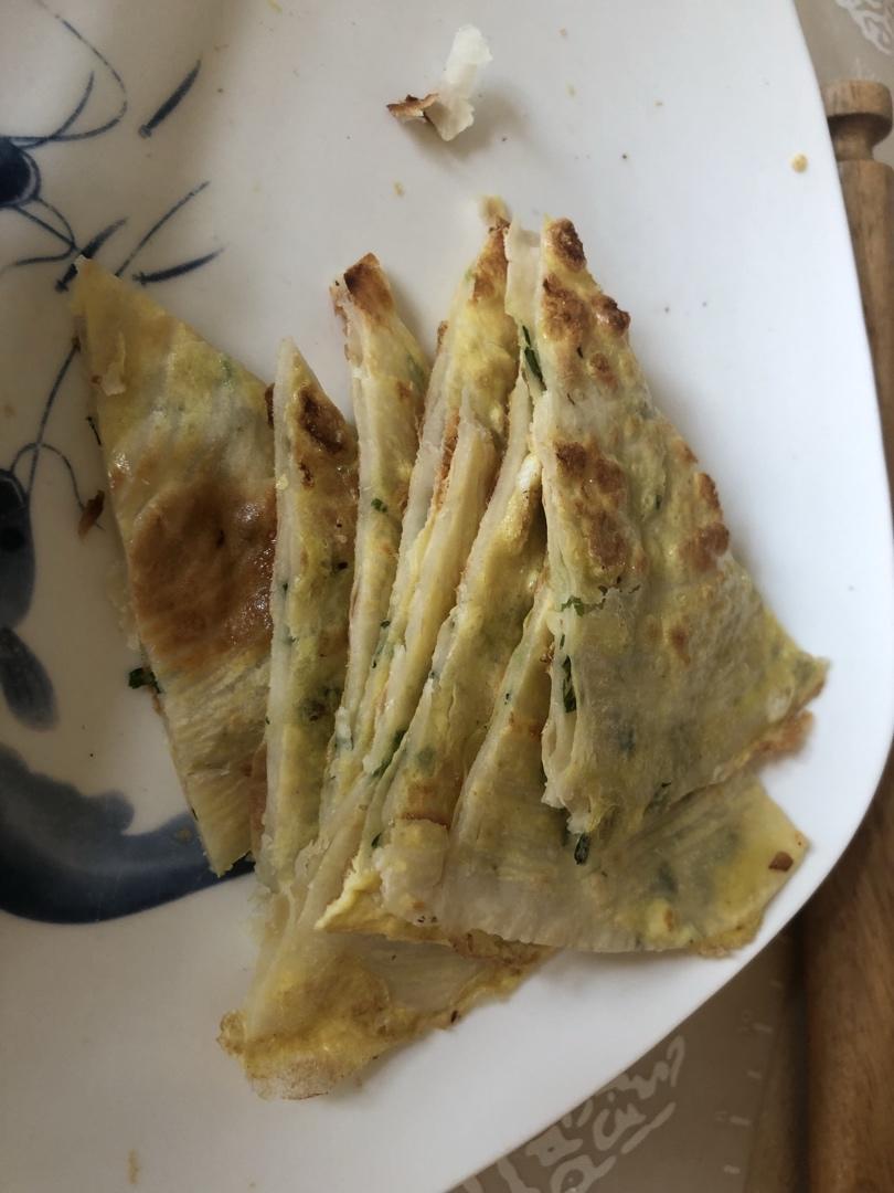 鸡蛋葱油饼                  （更新饼坯保存方法）