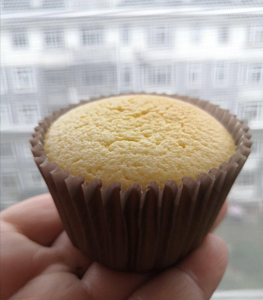 炼乳纸杯蛋糕