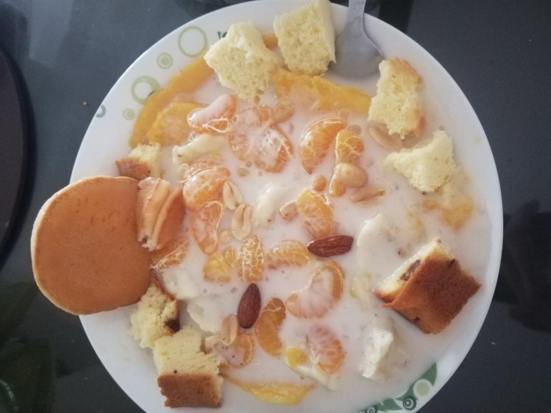 酸奶水果沙拉