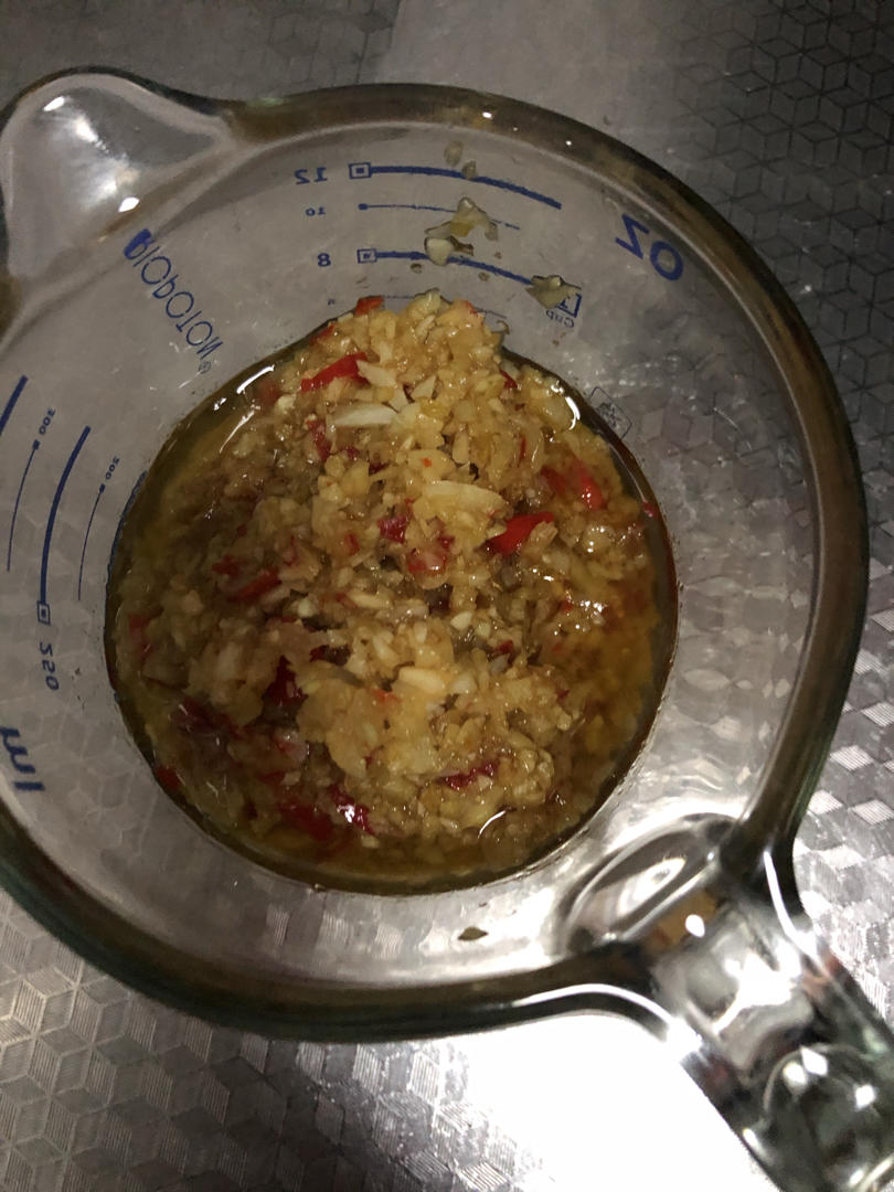 夜宵党“香辣蒜蓉酱”（蒜蓉虾，烤扇贝，生蚝，粉丝花甲，金针菇）