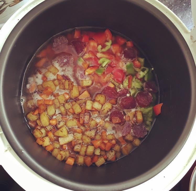 电饭煲焖饭的做法