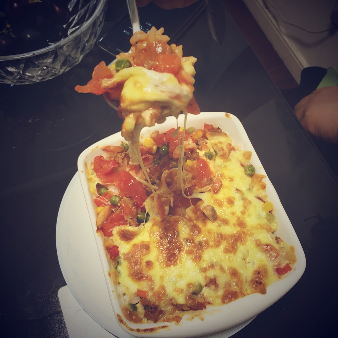 蕃茄肉酱奶酪焗饭