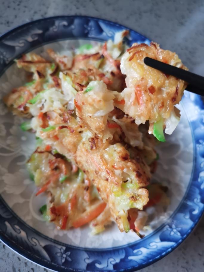 蔬菜饼(忘不了的大学餐厅的味道)的做法